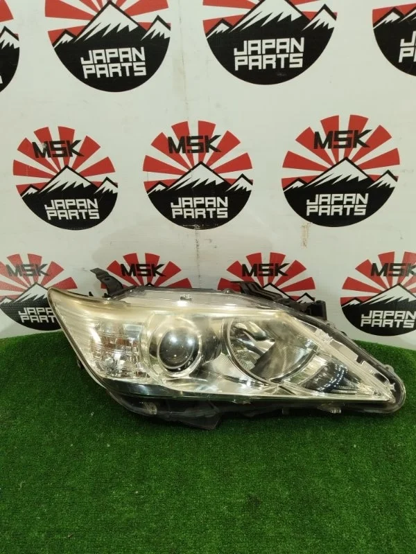 Фара Toyota Camry 50