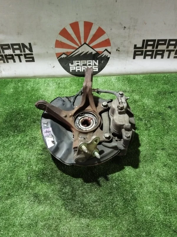 Кулак поворотный Honda CR-V 4 (RM1/RM4)