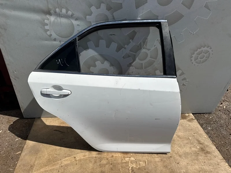 Дверь Toyota Camry 50/55