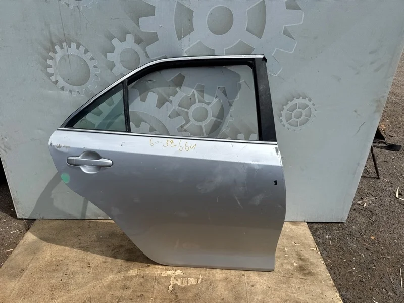 Дверь Toyota Camry 50/55