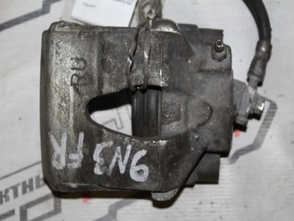 СУППОРТ В СБОРЕ AUDI VOLKSWAGEN SEAT SKODA ... OCTAVIA POLO ROOMSTER TOLEDO VENTO ... 9N1 9N2 9N3 9N4 MK4 ПЕРЕДНИЙ ПРАВЫЙ 2WD 4WD БЕЗ СКОБЫ 1K0615124D