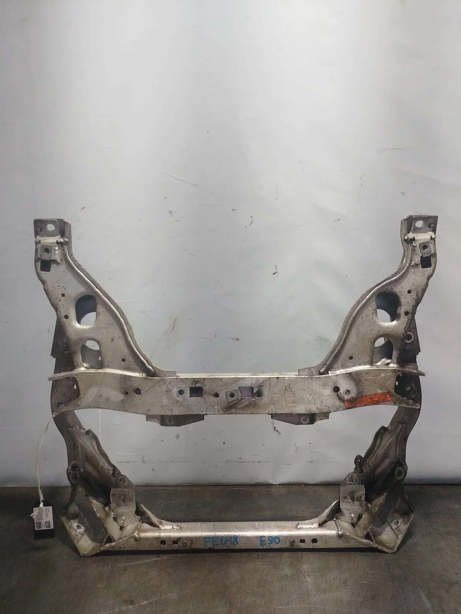 БАЛКА Двигатель ПОДРАМНИК BMW 1-SERIES 3-SERIES X1 E81 E82 E84 E87 E88 E90 E91 E92 E93 ПЕРЕДНЯЯ 2WD 31116785639 FE018