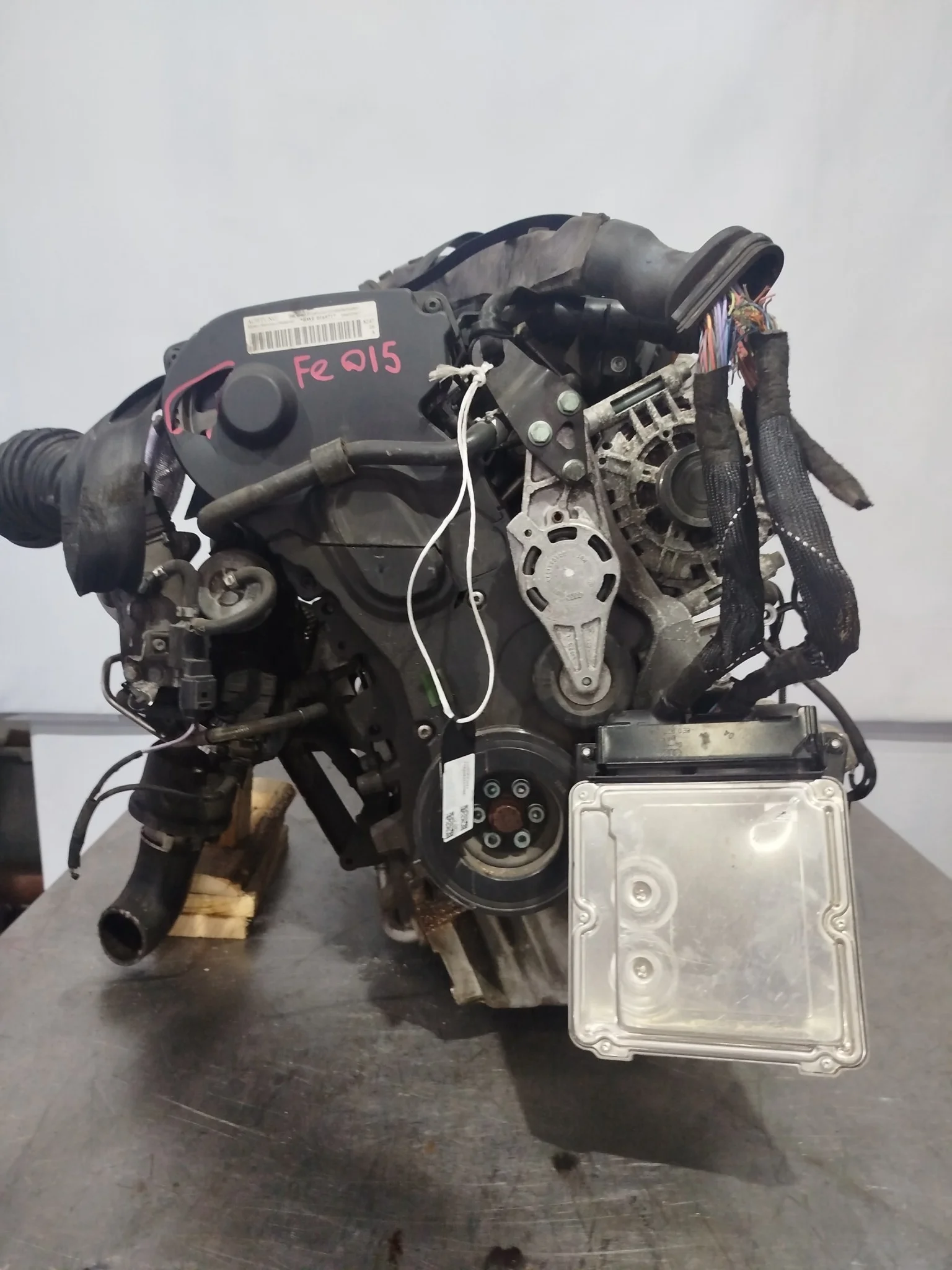 Двигатель AUDI BWE A4 8EC 8ED B7 ДВИГАТЕЛЬ ИЗ ЯПОНИИ 2WD 4WD 06D100032J FE015-016971