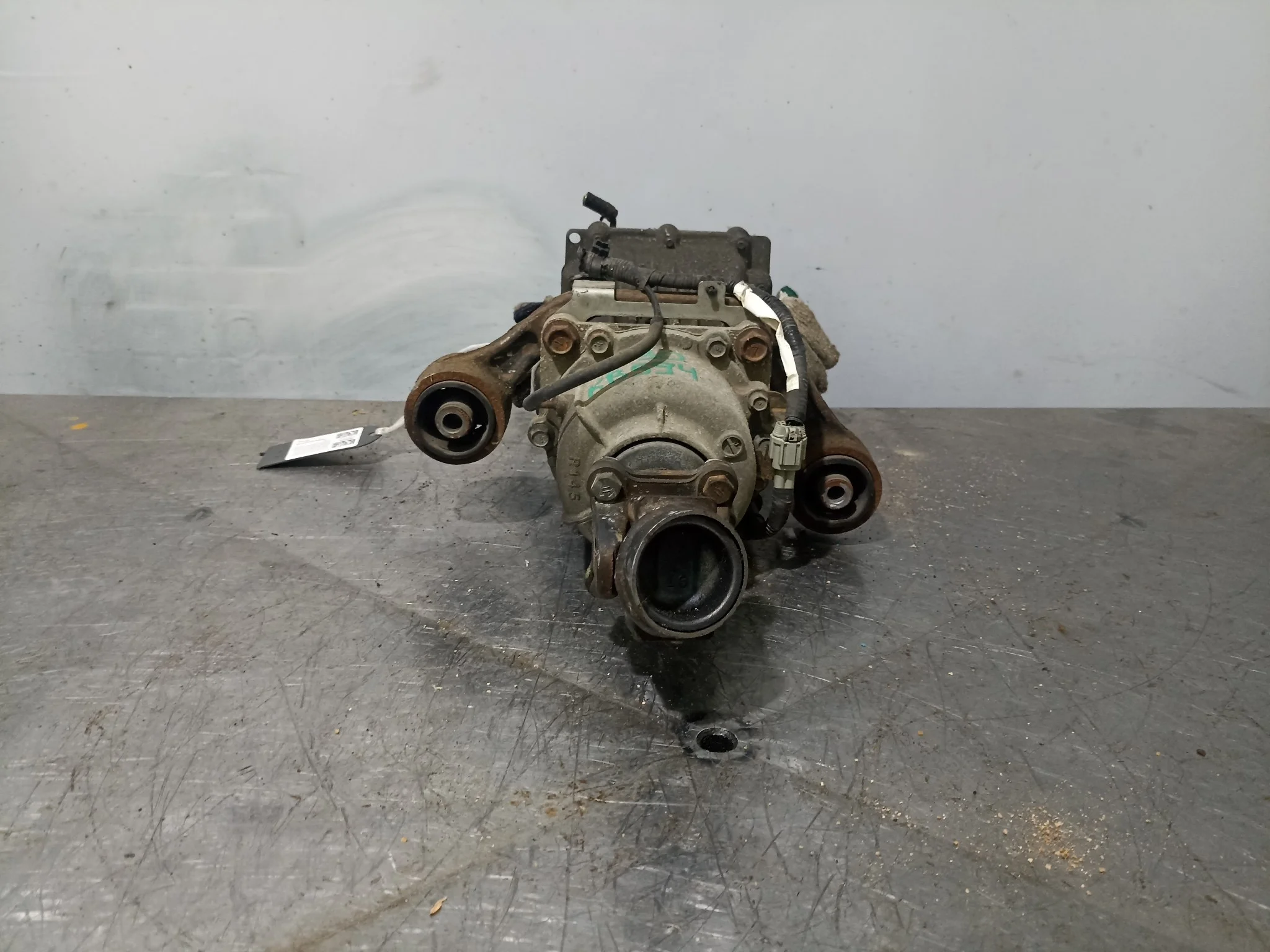 РЕДУКТОР NISSAN QR20-DE QR25-DE SR20-VET YD22-DDTI X-TRAIL NT30 PNT30 T30 ЗАДНИЙ 37X15 2.466 АЛЮМИНИЕВЫЙ 4WD 383008H500 KB594