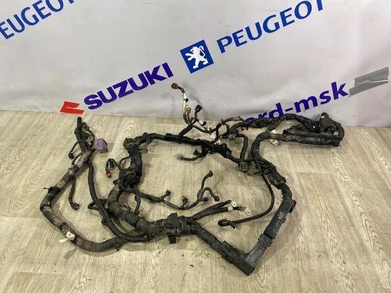 Проводка двигателя INFINITI QX70 2015 S51