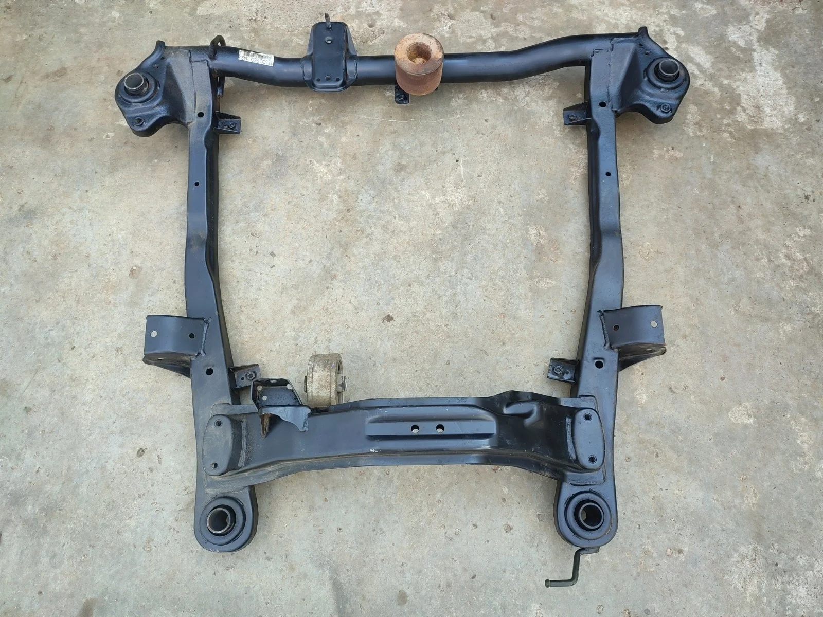 Подрамник SsangYong Actyon 2012 C200