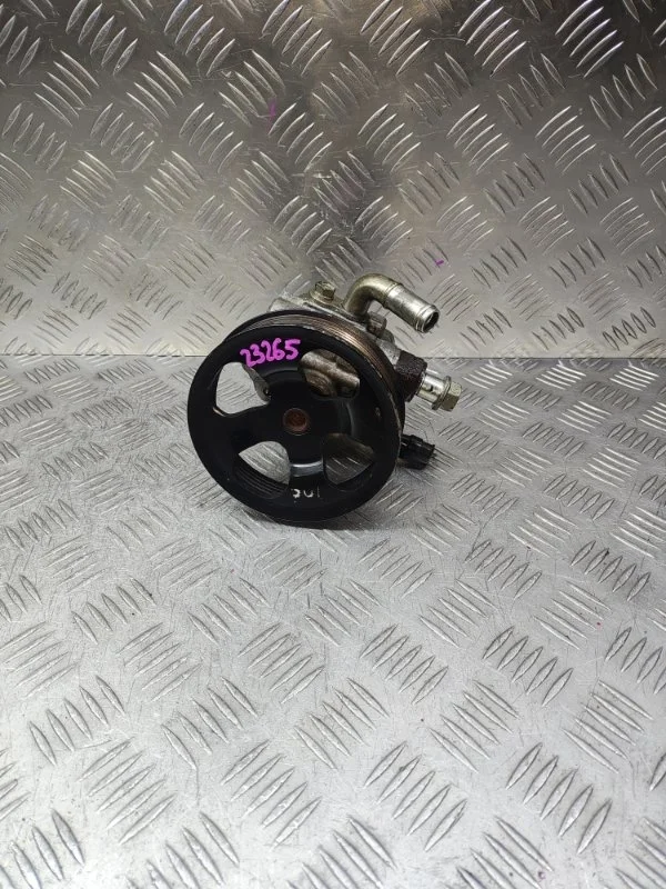 Насос ГУРа Toyota Rav4 4431042070 ACA20 ACA21 1AZFE