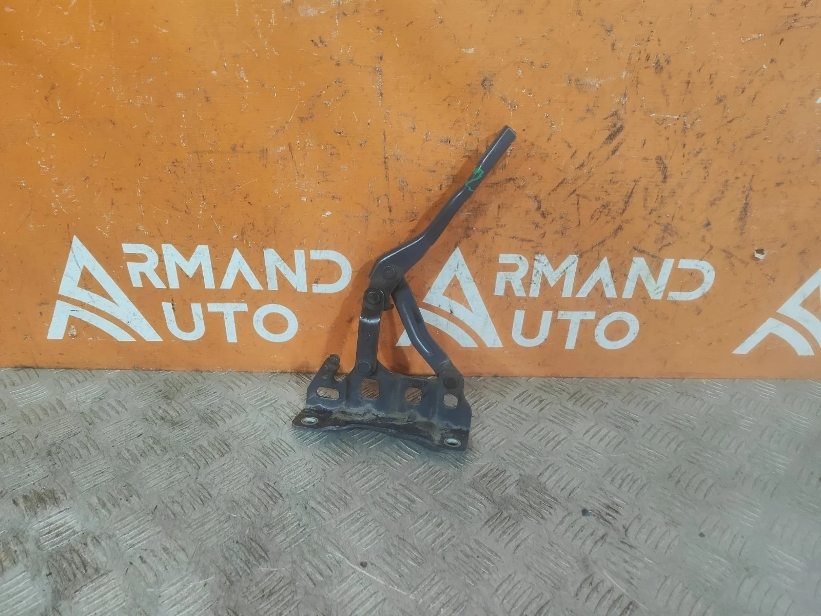 Петля капота Hyundai Tucson 2015-2021 3