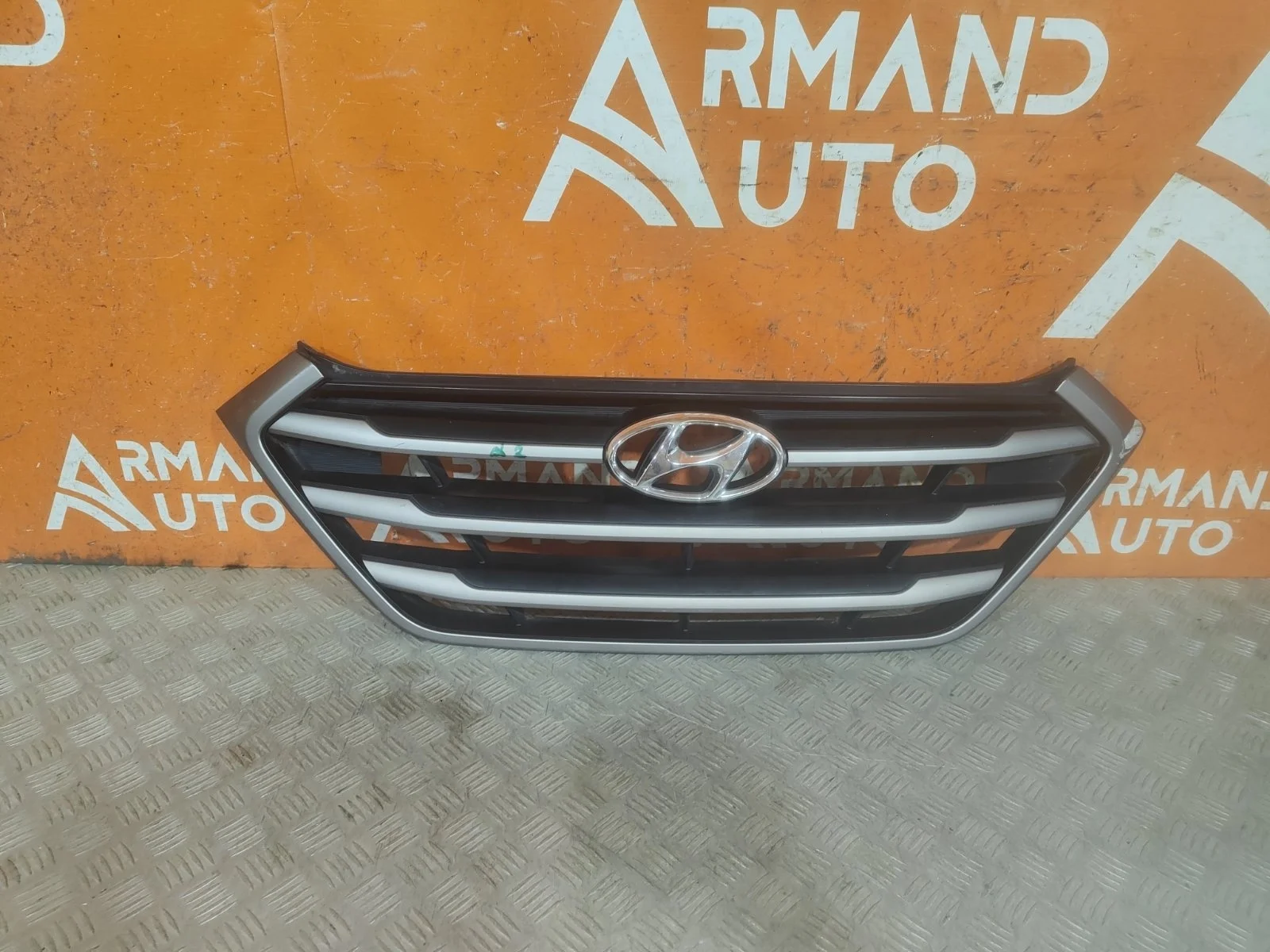 Решетка радиатора Hyundai Tucson 2015-2018 3