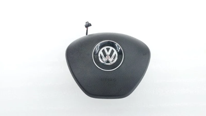 Подушка безопасности в руль Volkswagen Passat 2016 B8