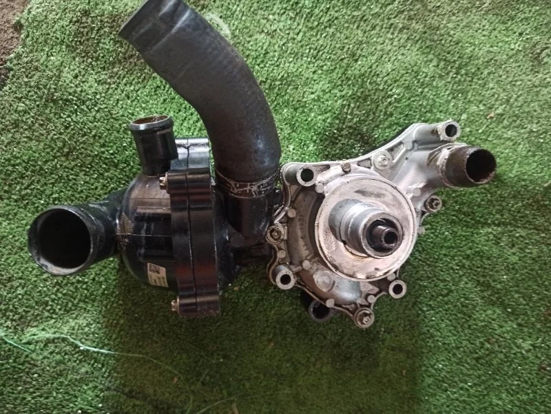 Термостат Audi A6 2007 4F2