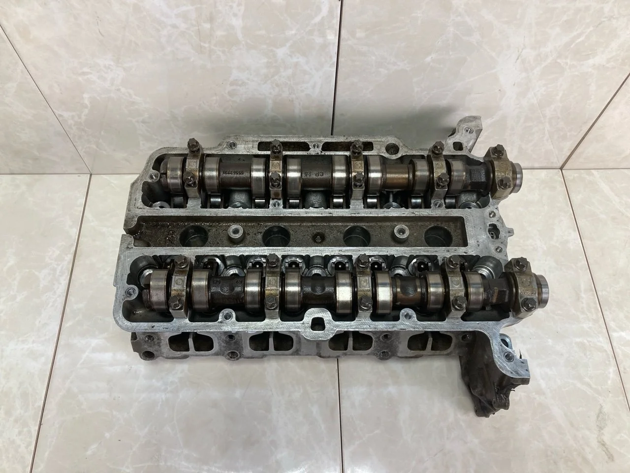 Головка блока цилиндров Opel Corsa D 2006-2014 55562229 1.2 A12XER, передняя
