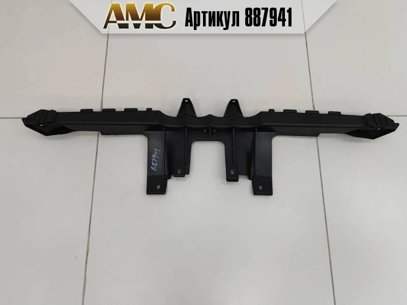 Кронштейн решетки радиатора Audi Audi Q3 8U 2012>