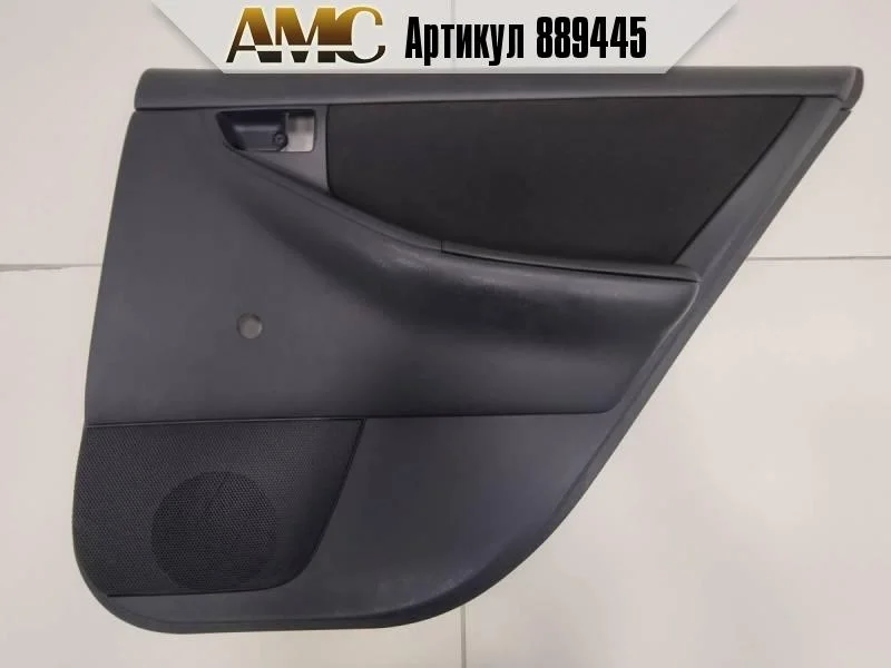 Обшивка двери задней правой Toyota Corolla E120 2001-2007