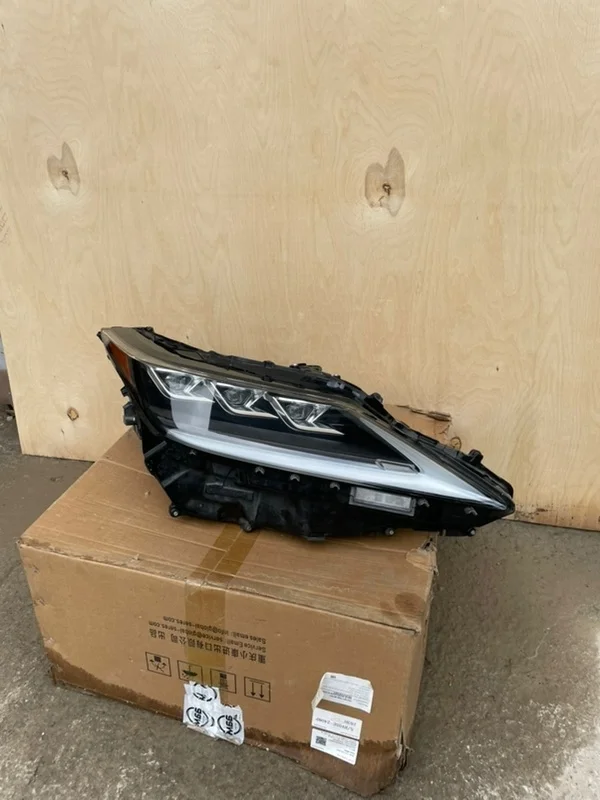 Фара Lexus RX4 рест