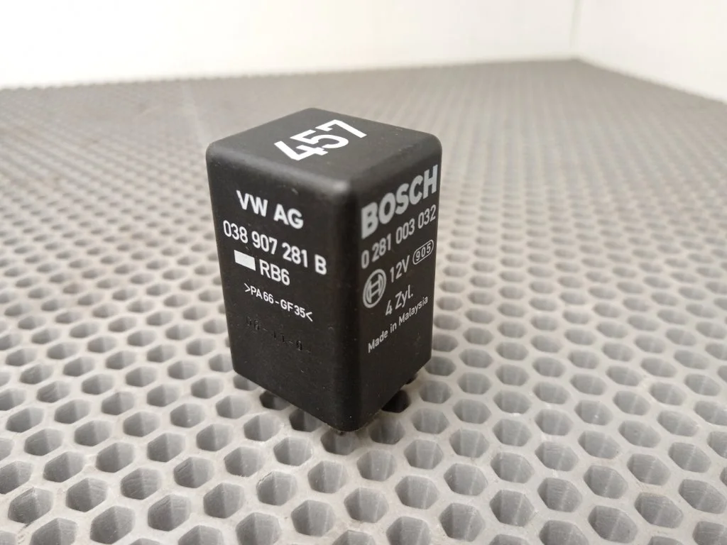 Реле свечей накала Audi Q7 4L