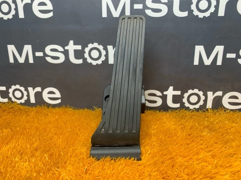 Педаль газа Mercedes-Benz -class 2009 W212