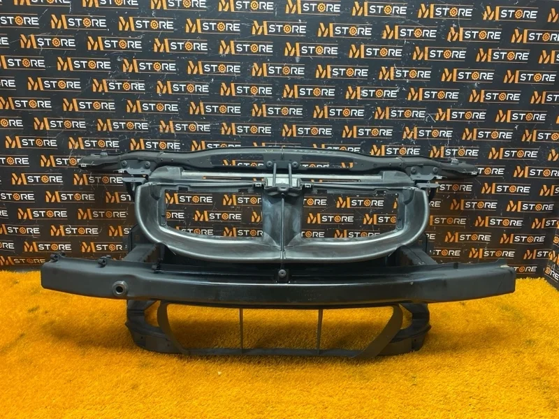 Рамка радиатора BMW 3-Series 2006 E90