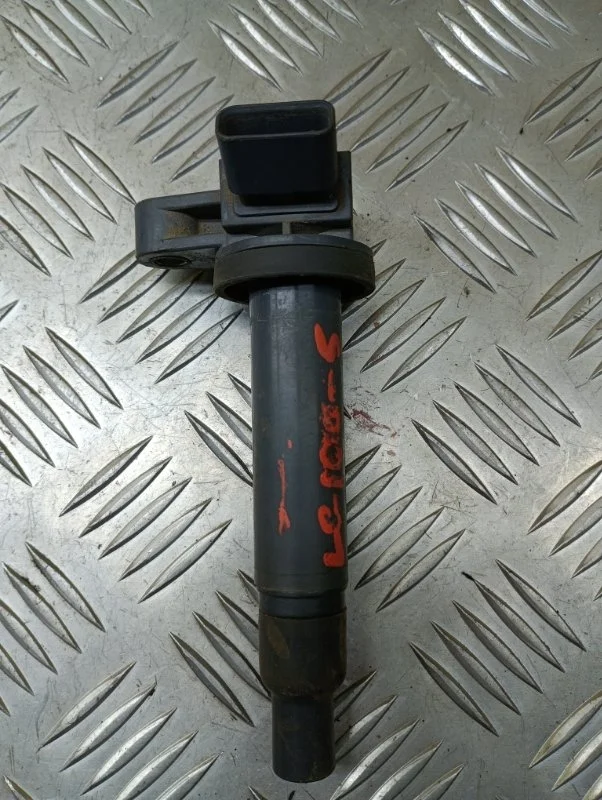Катушка зажигания Toyota Land Cruiser (100) 1998-2007 2004 Внедорожник
