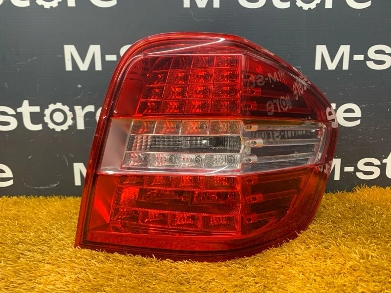 Фонарь задний Mercedes-Benz -Class 2011 W164