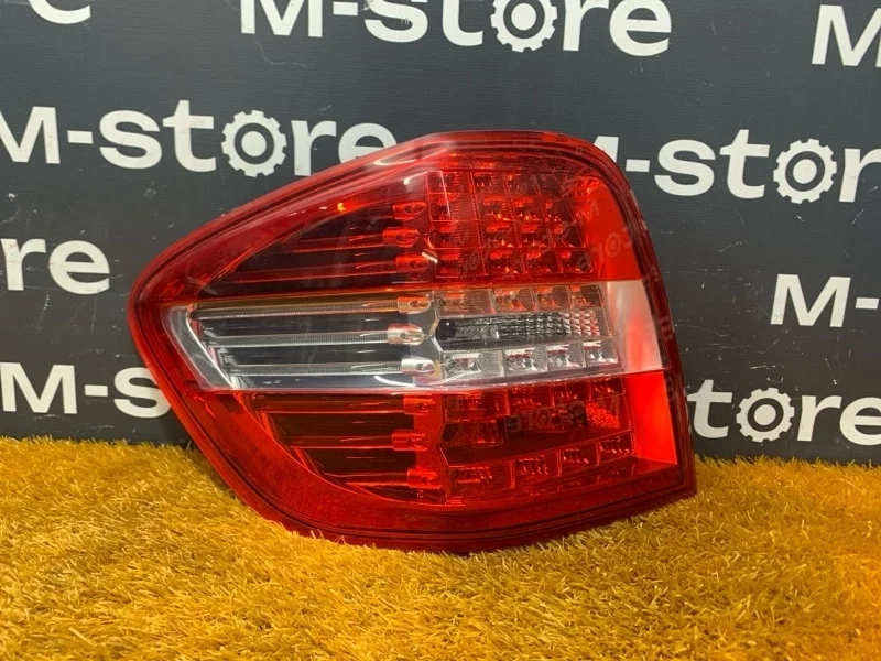 Фонарь задний Mercedes-Benz -Class 2011 W164
