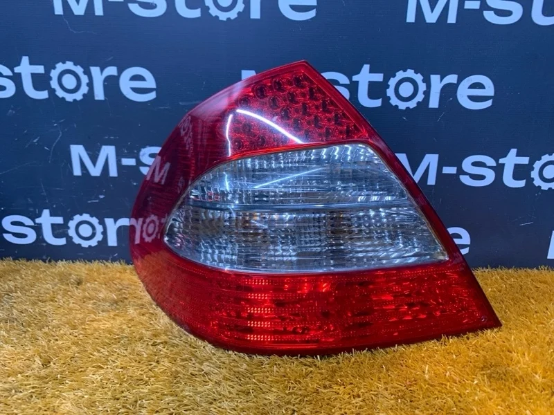 Фонарь задний Mercedes-Benz -class 2007 W211