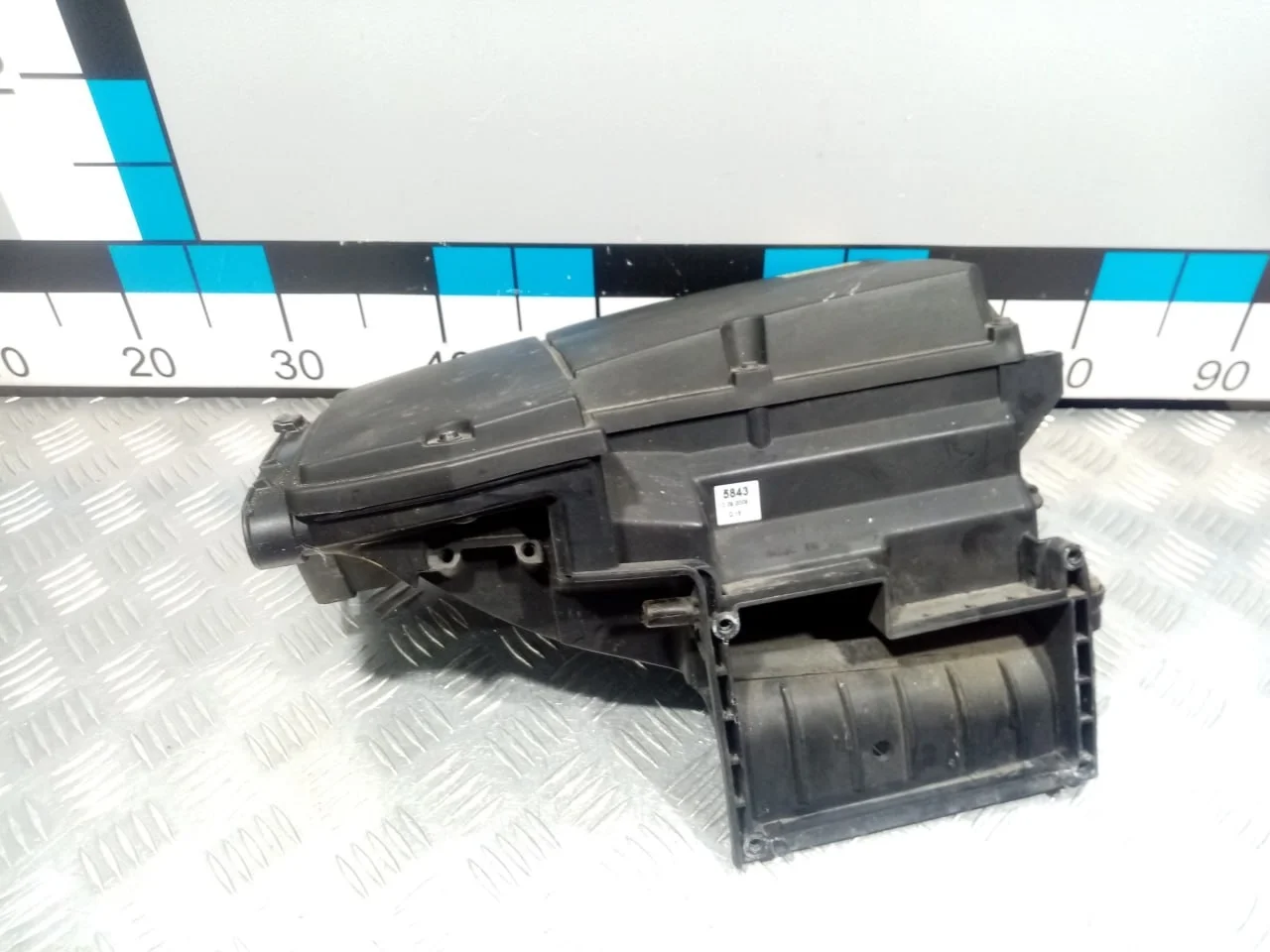 [Б/У] Корпус воздушного фильтра MB om.271 [Код: 00637338 ]
