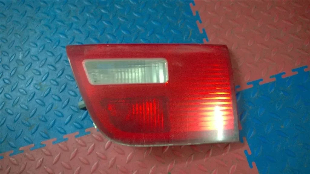 фонарь внутренний BMW X5 E53  M54B30 231 лс 3.0i