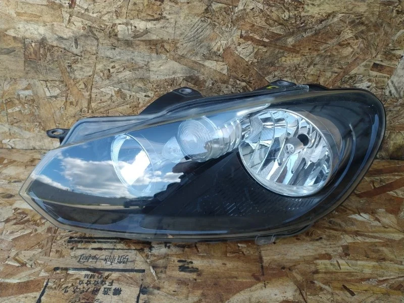 Фара галоген Volkswagen Golf 2010 5K1