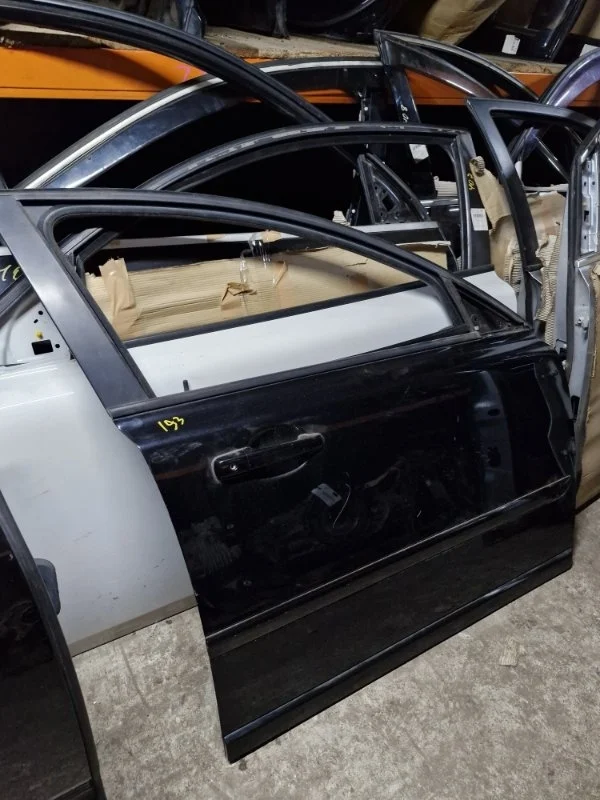 Дверь Volvo S40 2009 MS