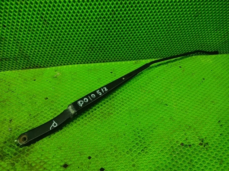 Поводок дворника правый Volkswagen Polo 5 2017 6RU955410 СЕДАН CWV