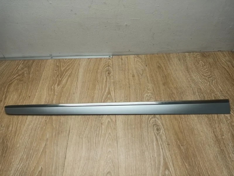 Молдинг двери Mercedes ML W164
