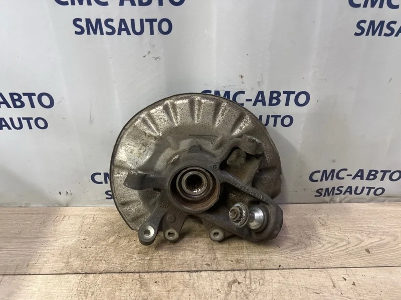 Кулак поворотный Mercedes-Benz Ml 2012 A1663500208 W166 642.826, задний правый