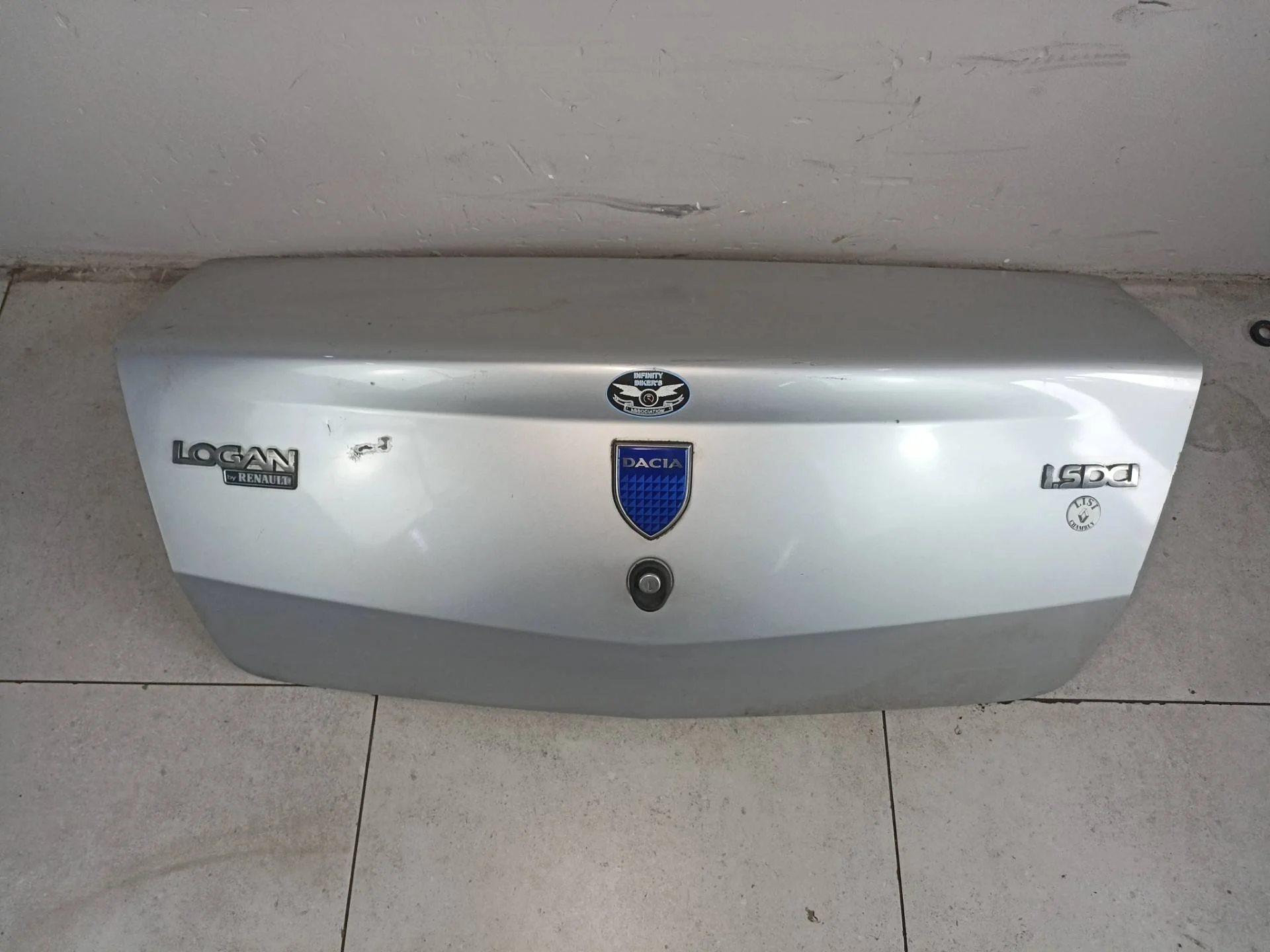 Крышка (дверь) багажника Renault Logan 2008