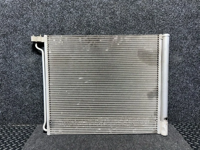 Радиатор кондиционера Bmw X6M 2017 64509239944 F86 S63B44B, передний