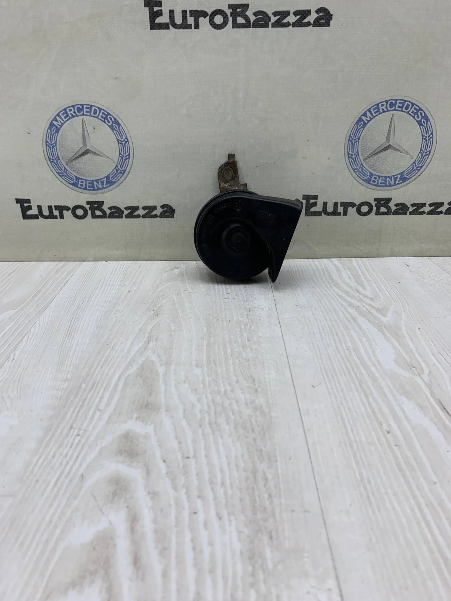 Клаксон левый Mercedes W211