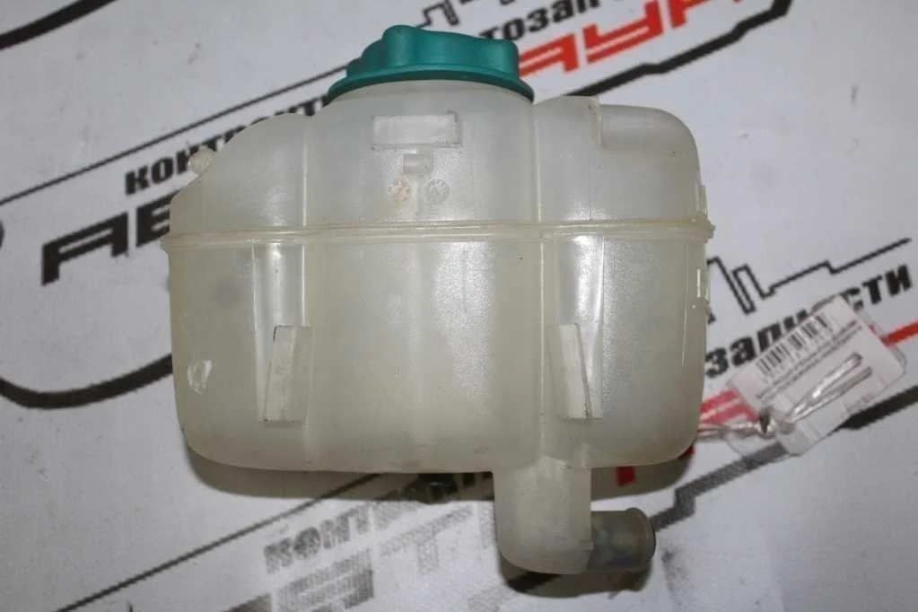 БАЧОК РАСШИРИТЕЛЬНЫЙ VOLVO S60 S80 V70 XC70 XC90 RH RS SJ SW SZ TS ... D5244T18 D5244T2 D5244T3 D5244T4 D5244T5 D5244T6 D5244T7 2 ШТУЦЕРА 30723929