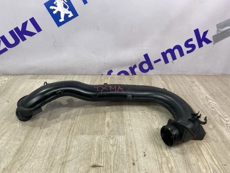 Воздухозаборник FORD KUGA 2 2014