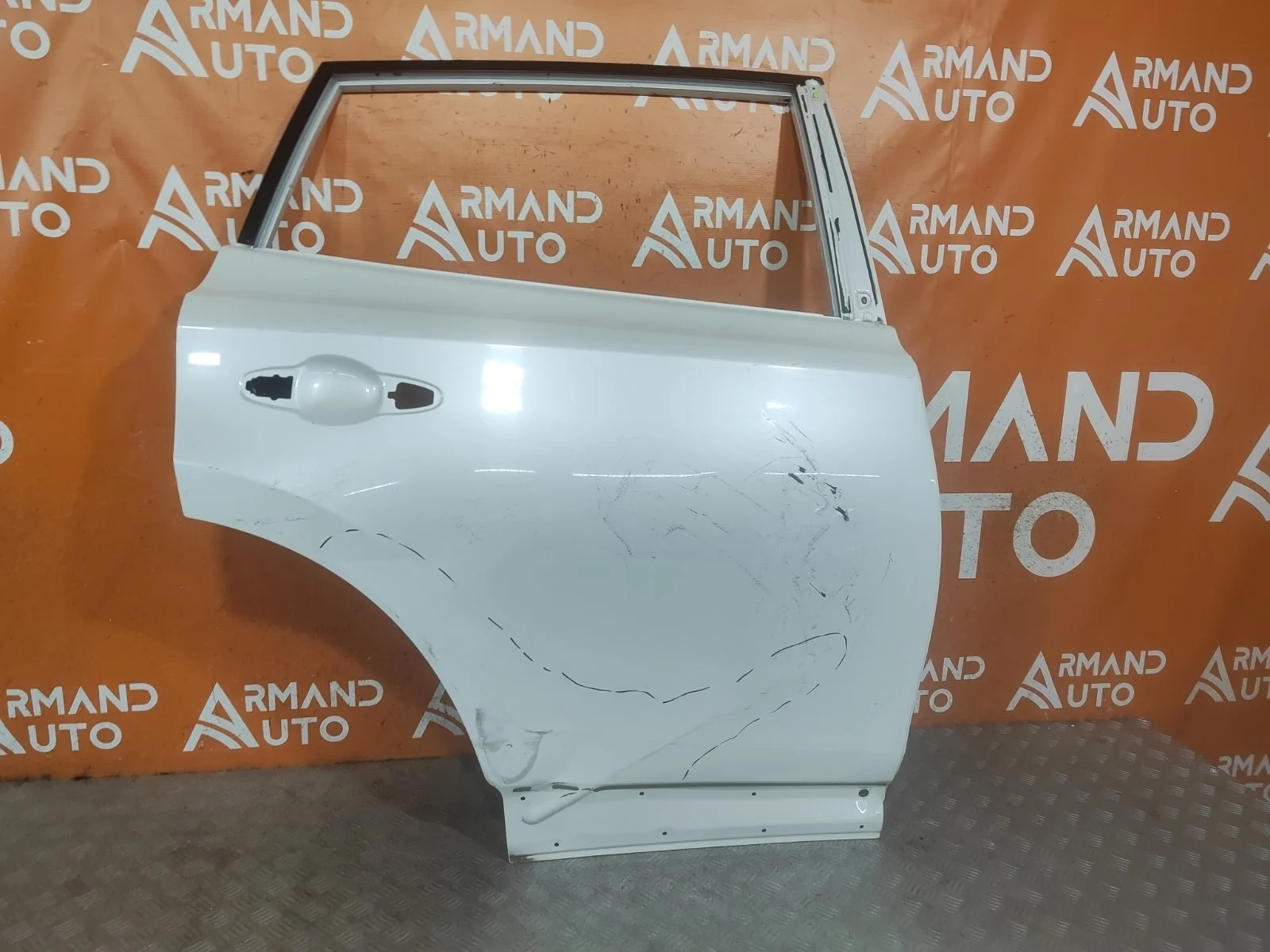 Дверь Toyota RAV4 2012-2015 CA40
