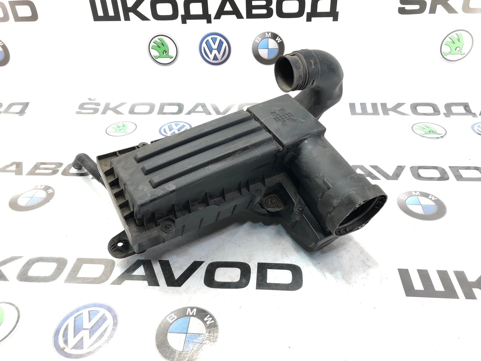 Корпус воздушного фильтра Volkswagen Passat Cc 2012 1K0129607AG 1.8 CDAB