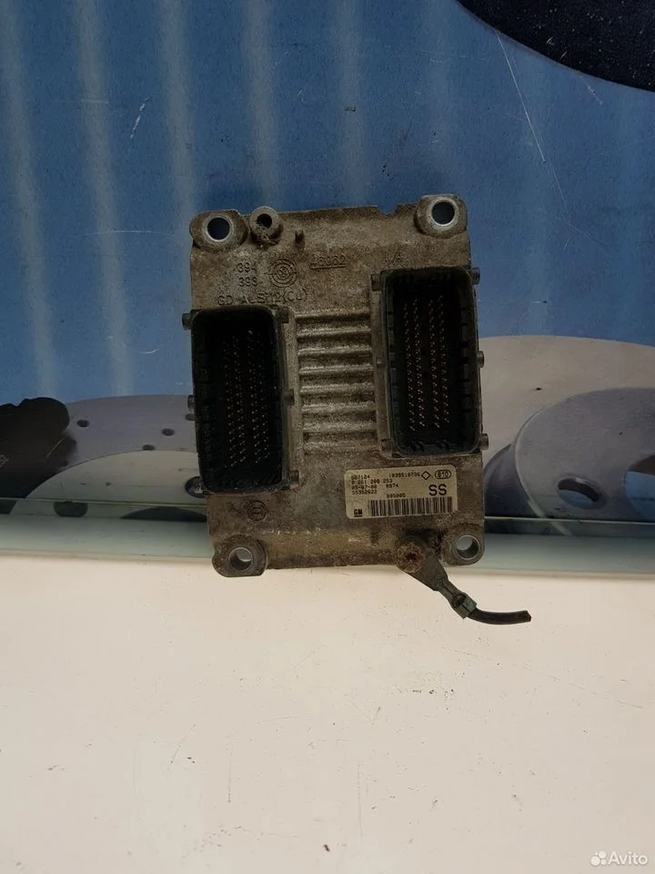 Блок управления двигателем opel corsa c 55352622 z