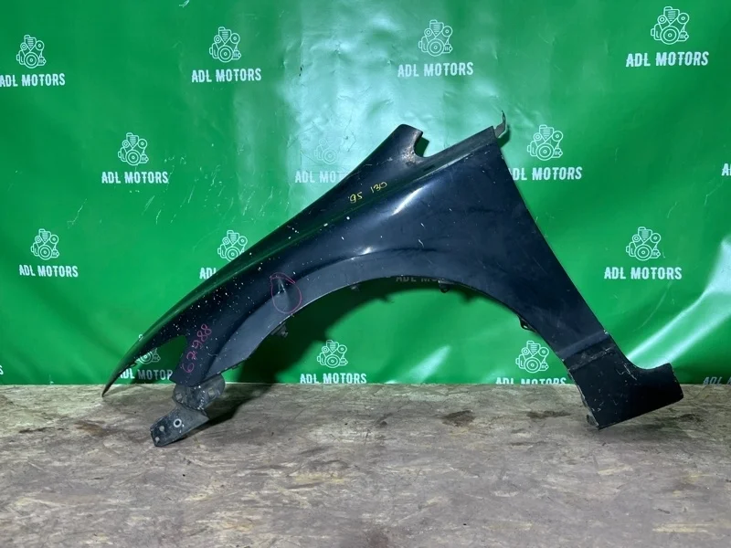 Крыло Honda Civic 8 2006-2011 4D