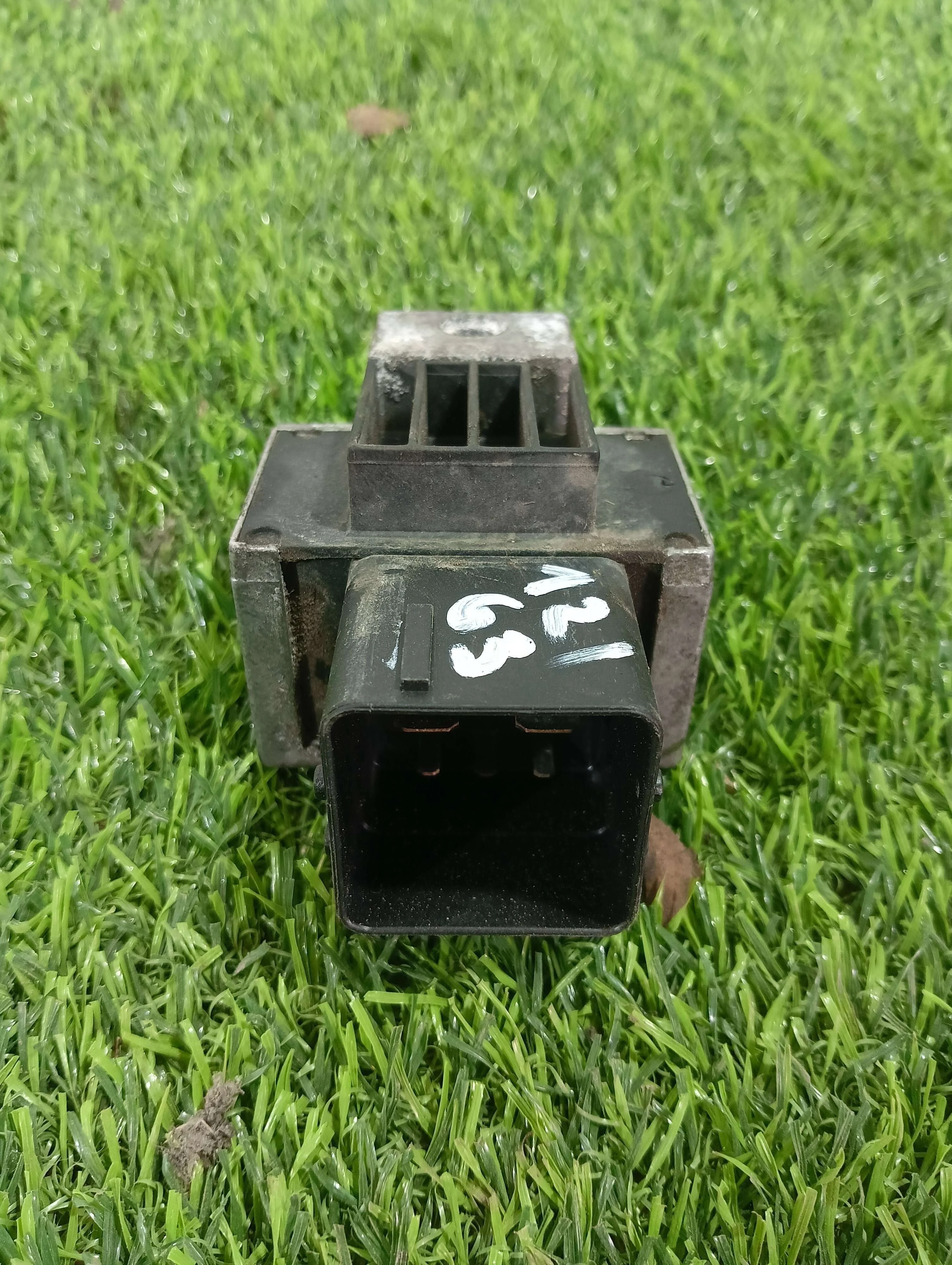 реле накала свечей Renault Megane 1.6 бензин 2010