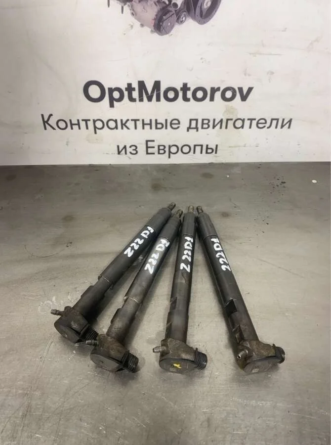 форсунка топливная Opel Antara   2012