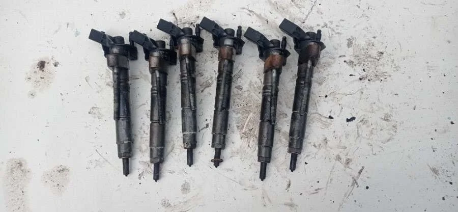 форсунка топливная Mercedes-Benz E-Класс   2008