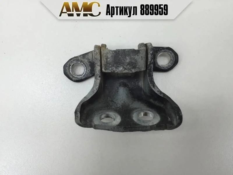 Петля двери передней правой нижняя Nissan Qashqai+2 JJ10 2008-2014