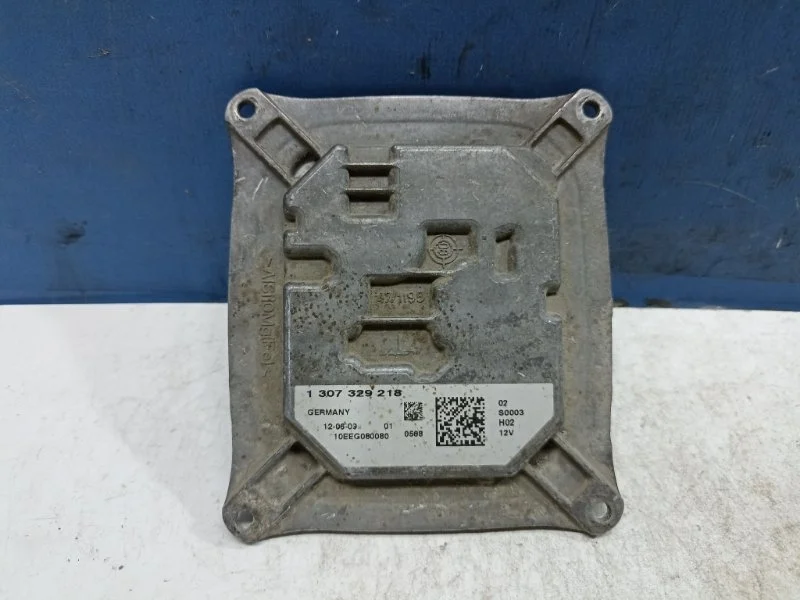 Блок управления фарой Audi A4 2007-2015 8K0907472A B8