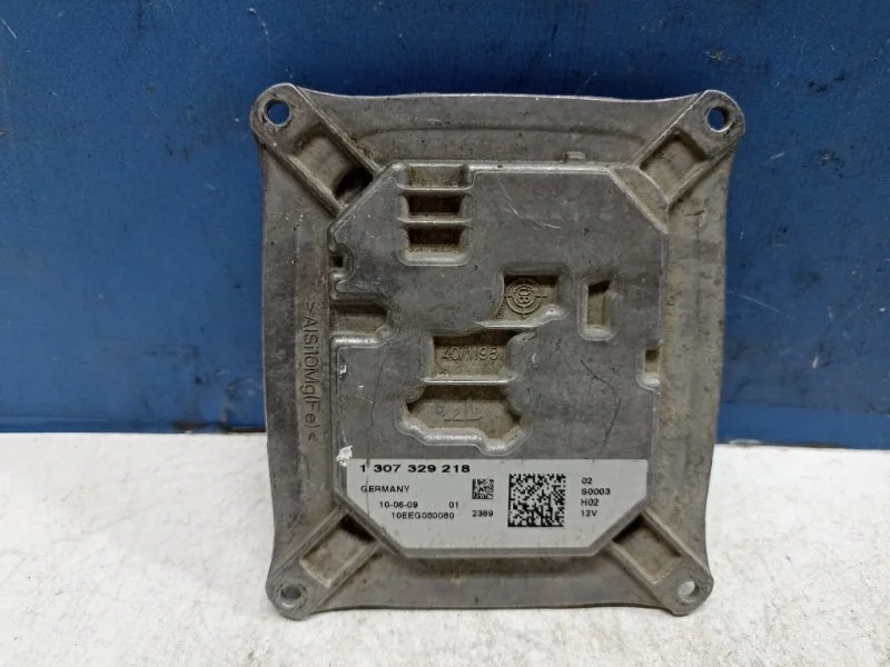 Блок управления фарой Audi A4 2007-2015 8K0907472A B8