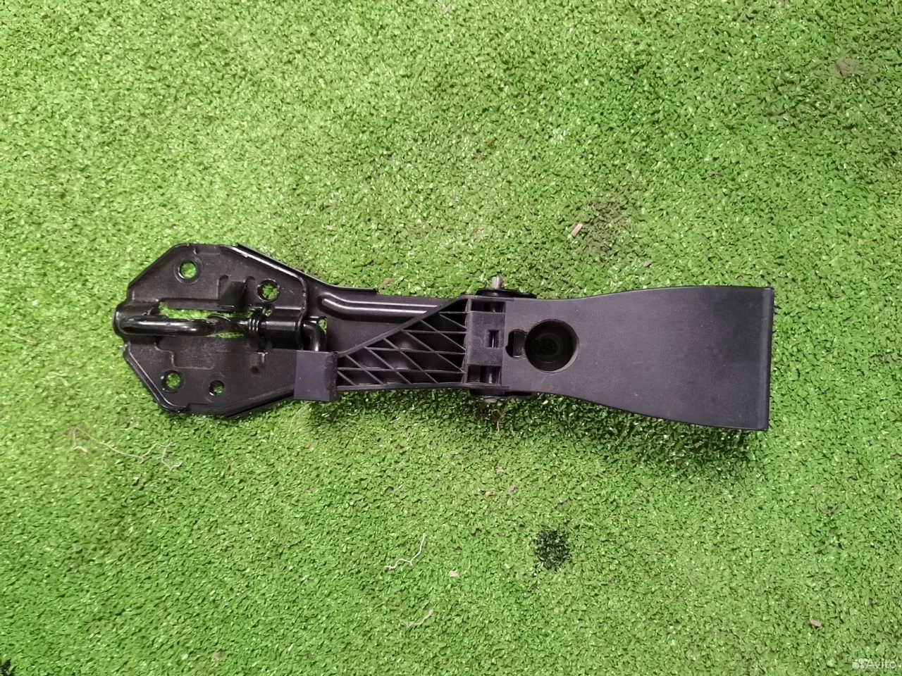Замок капота audi a7 4g 4g8823480b