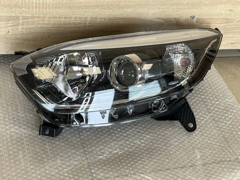 Фара RENAULT KAPTUR 2016 2017 2018 2019 2020